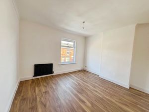 Bedroom- click for photo gallery